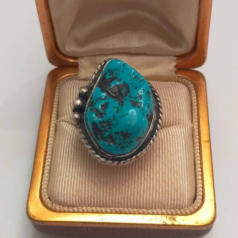 Vintage Silver Ring Large Turquoise Gemstone - image 1